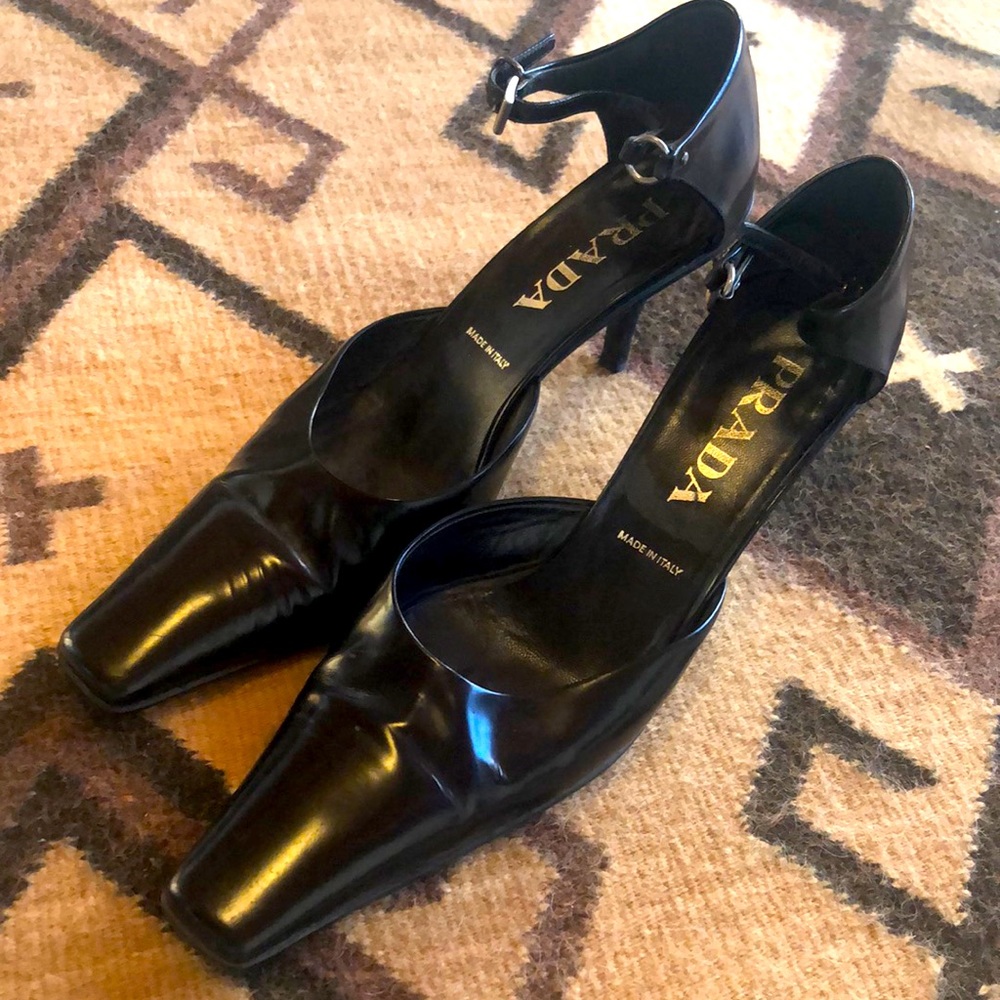 Prada Blacks
